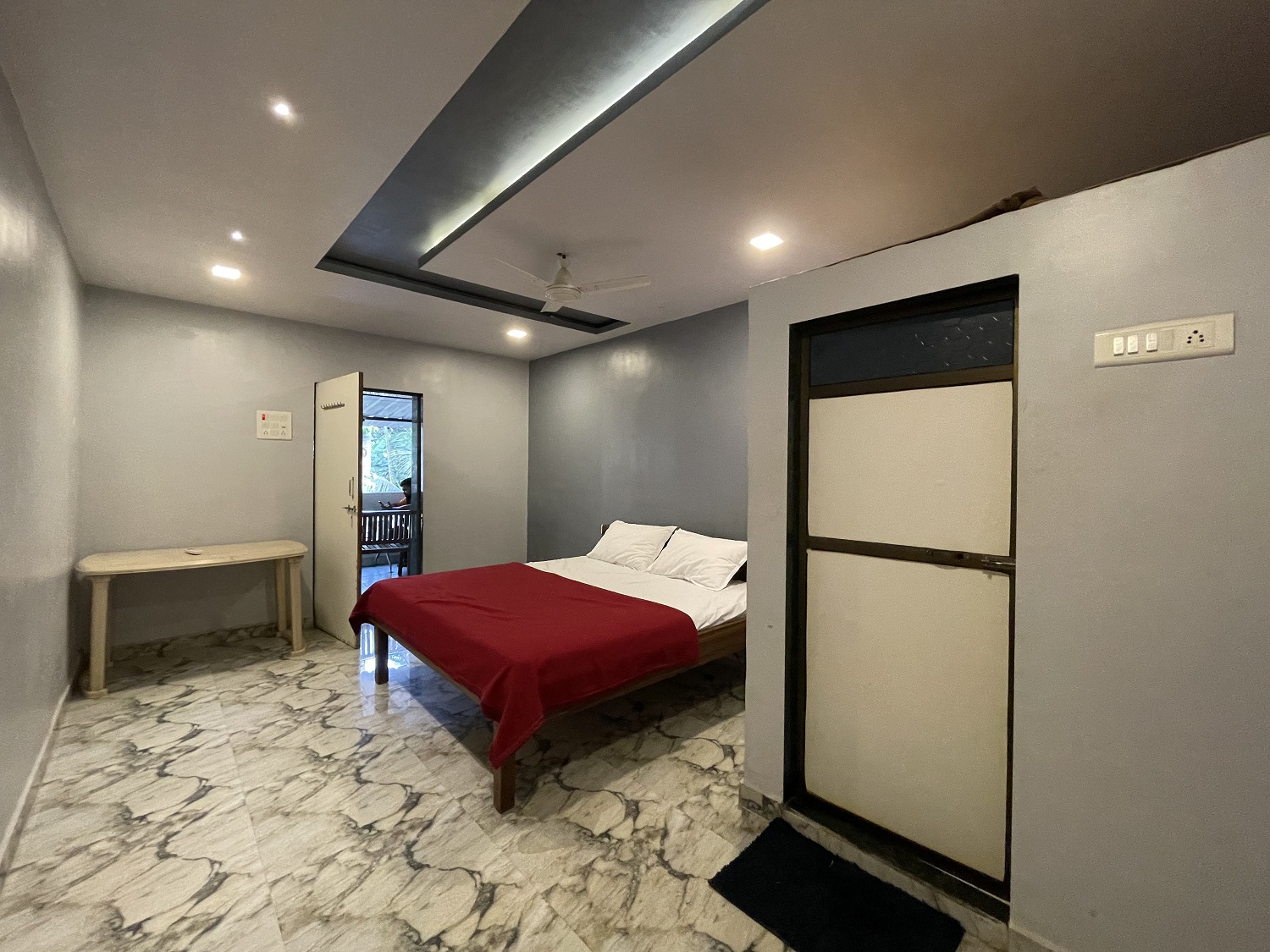 Eera's Delux Room
